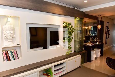 Sala de Estar de casa à venda com 2 quartos, 180m² em Santa Maria Goretti, Porto Alegre