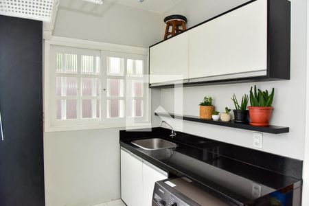 Casa à venda com 180m², 2 quartos e 4 vagasÁrea de Serviço