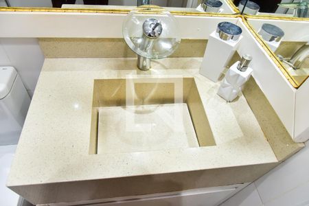 Casa à venda com 180m², 2 quartos e 4 vagasBanheiro da Suíte