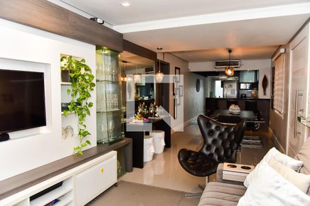 Sala de Estar de casa à venda com 2 quartos, 180m² em Santa Maria Goretti, Porto Alegre