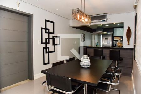 Sala de Jantar de casa à venda com 2 quartos, 180m² em Santa Maria Goretti, Porto Alegre