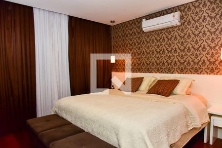 Suíte de casa à venda com 2 quartos, 180m² em Santa Maria Goretti, Porto Alegre