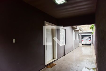 Casa à venda com 180m², 2 quartos e 4 vagasEntrada e Garagem