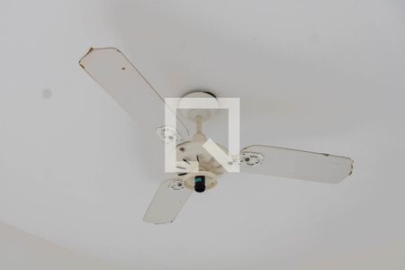 Apartamento à venda com 77m², 3 quartos e 1 vagaQuarto 2