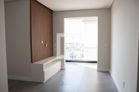 Sala de apartamento para alugar com 3 quartos, 63m² em Parque Vitória, São Paulo