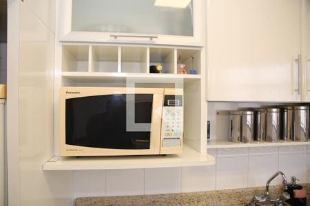 Apartamento para alugar com 172m², 4 quartos e 2 vagasDetalhe cozinha