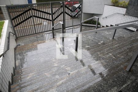 Apartamento para alugar com 172m², 4 quartos e 2 vagasEscadas