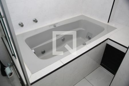 Apartamento para alugar com 172m², 4 quartos e 2 vagasBanheiro da Suíte 1