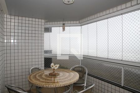 Apartamento para alugar com 172m², 4 quartos e 2 vagasVaranda da Sala