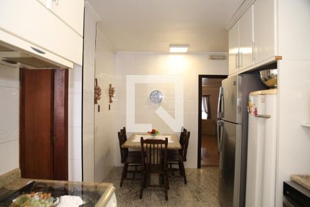 Apartamento para alugar com 172m², 4 quartos e 2 vagasCozinha