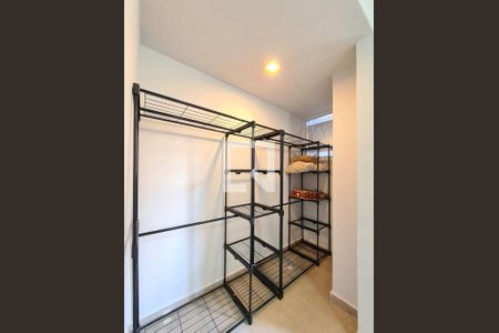 Apartamento à venda com 41m², 1 quarto e sem vagaQuarto - Closet