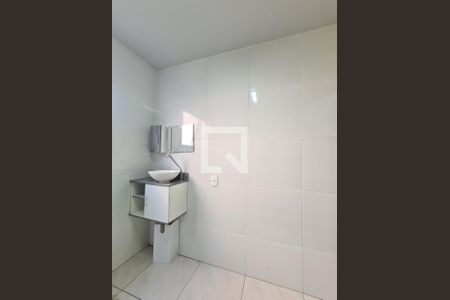 Banheiro de apartamento à venda com 1 quarto, 41m² em Del Castilho, Rio de Janeiro
