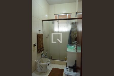 Casa à venda com 210m², 3 quartos e 6 vagasBanheiro da Suíte