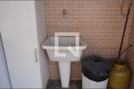 Casa à venda com 210m², 3 quartos e 6 vagasÁrea de Serviço