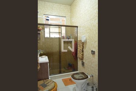 Casa à venda com 210m², 3 quartos e 6 vagasBanheiro Social