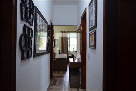 Corredor de casa à venda com 3 quartos, 210m² em Taquara, Rio de Janeiro