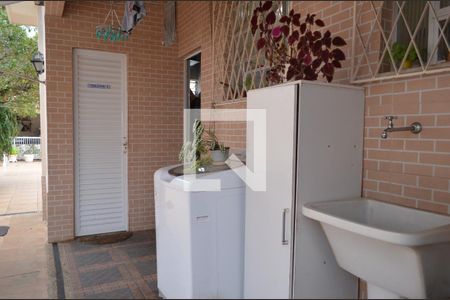 Casa à venda com 210m², 3 quartos e 6 vagasÁrea de Serviço