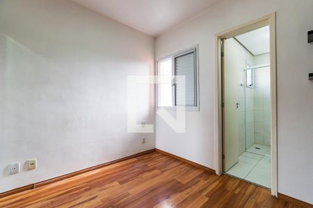 Suíte de apartamento para alugar com 2 quartos, 56m² em Saúde, São Paulo