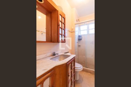 Banheiro de apartamento para alugar com 1 quarto, 35m² em Sarandi, Porto Alegre