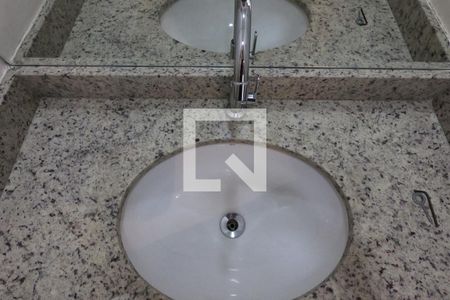 Banheiro de apartamento para alugar com 1 quarto, 38m² em Morumbi, São Paulo