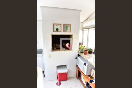 Apartamento à venda com 150m², 2 quartos e 1 vagaCozinha e Área de Serviço