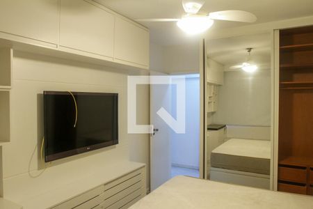 Quarto 1 de apartamento para alugar com 2 quartos, 75m² em Jardim Botânico, Rio de Janeiro