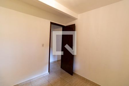 Quarto de casa para alugar com 2 quartos, 80m² em Parque Ipe, São Paulo