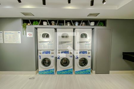 Apartamento para alugar com 34m², 2 quartos e sem vaga Apartamento para alugar com 34m², 2 quartos e sem vagaLavanderia