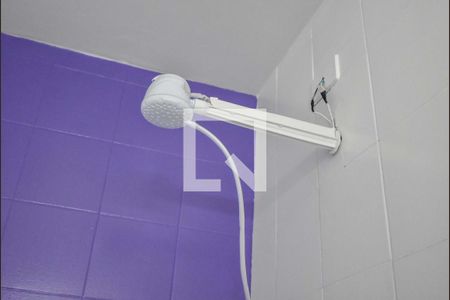 Casa à venda com 215m², 4 quartos e 2 vagasBanheiro 02