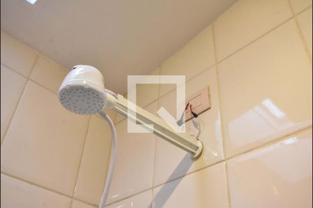 Casa à venda com 215m², 4 quartos e 2 vagasBanheiro