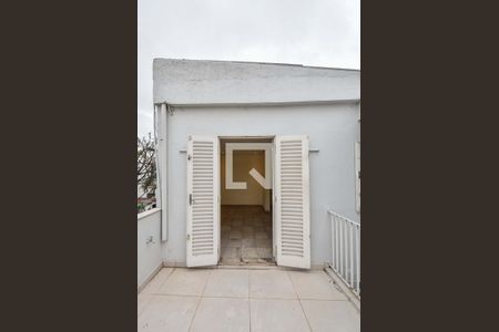 Casa à venda com 215m², 4 quartos e 2 vagasVaranda Quarto 01