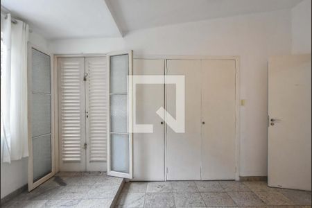 Casa à venda com 215m², 4 quartos e 2 vagasQuarto 02
