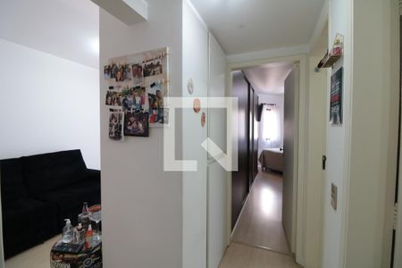 Apartamento para alugar com 72m², 3 quartos e 2 vagasCorredor de acesso 