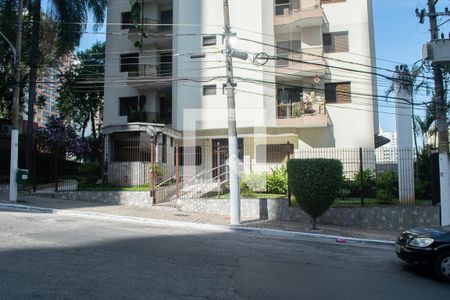 Apartamento para alugar com 120m², 3 quartos e 2 vagasFachada