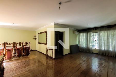 Sala de Estar de casa para alugar com 3 quartos, 256m² em Vila da Saúde, São Paulo