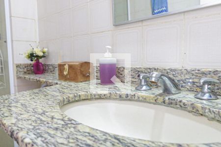 Apartamento à venda com 94m², 3 quartos e 1 vaga Apartamento à venda com 94m², 3 quartos e 1 vagaBanheiro Social