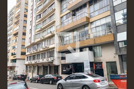 Studio para alugar com 25m², 1 quarto e sem vaga Studio para alugar com 25m², 1 quarto e sem vagaFachada