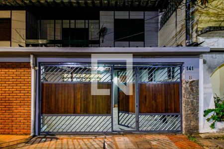 Casa à venda com 125m², 3 quartos e 2 vagasFachada