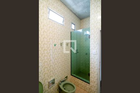 Casa à venda com 500m², 3 quartos e 4 vagasBanheiro Social