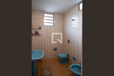 Casa à venda com 500m², 3 quartos e 4 vagasBanheiro Quarto 3 - Suíte