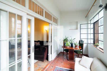 Casa à venda com 500m², 3 quartos e 4 vagasSaleta Entrada