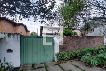 Casa à venda com 500m², 3 quartos e 4 vagasFachada