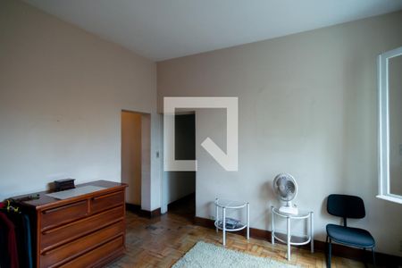 Casa à venda com 500m², 3 quartos e 4 vagasQuarto 3 - Suíte