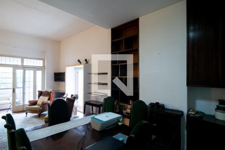 Casa à venda com 500m², 3 quartos e 4 vagasSala