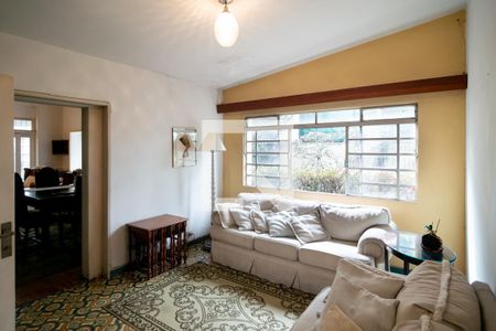 Casa à venda com 500m², 3 quartos e 4 vagasSala TV