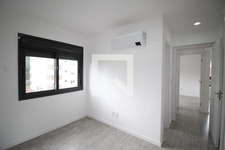 Quarto 1 de apartamento para alugar com 2 quartos, 62m² em Rio Branco, Porto Alegre