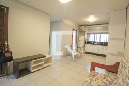 Sala de Estar de casa para alugar com 2 quartos, 69m² em Estância Velha, Canoas