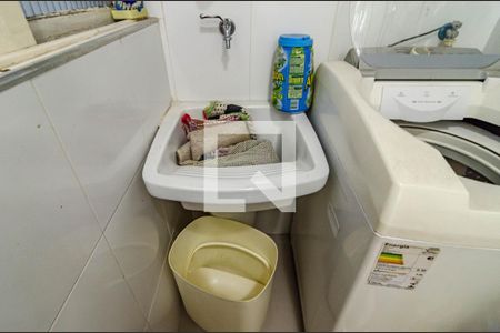 Apartamento à venda com 140m², 2 quartos e 1 vaga Apartamento à venda com 140m², 2 quartos e 1 vagaÁrea de serviço