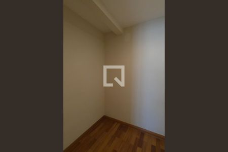 Apartamento para alugar com 126m², 2 quartos e 4 vagas Apartamento para alugar com 126m², 2 quartos e 4 vagasEscritório