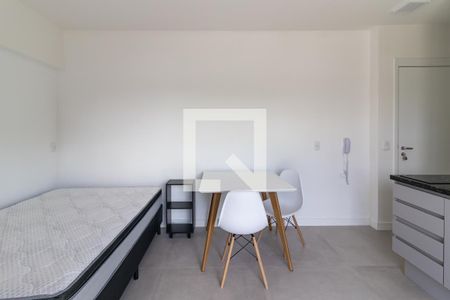 Sala, quarto, cozinha de apartamento para alugar com 1 quarto, 26m² em Indianópolis, São Paulo